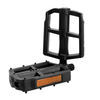 Pedal BENOTTO Urbano EVOLUTION 9/16 Plastico Negro con Buje Reforzado y Reflejantes 50095201